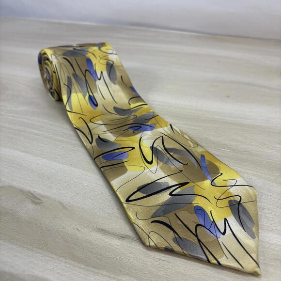 J. Garcia Birdland Limited Edition Collection Forty Four 100% Silk Made In China - Picture 1 of 5